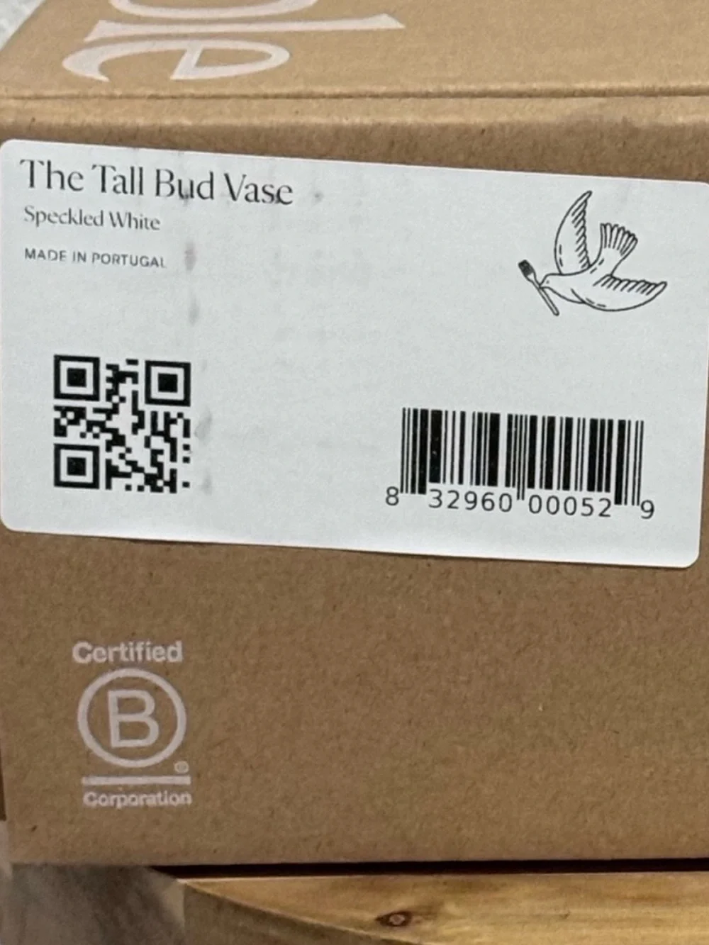 NIB Fable Home The Tall Bud Vase Speckled White Ribbed Stoneware Minimalist